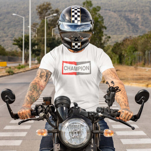 CHAMPION Retro Style Tshirt CHAMPION Retro Style Tshirt